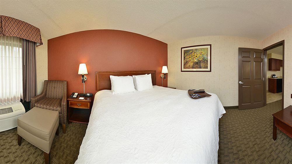 Hampton Inn East Aurora Eksteriør bilde