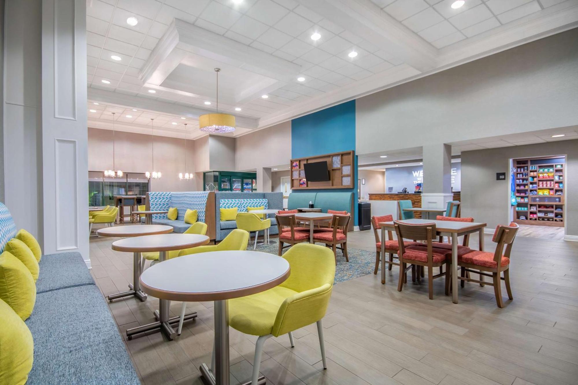 Hampton Inn East Aurora Eksteriør bilde