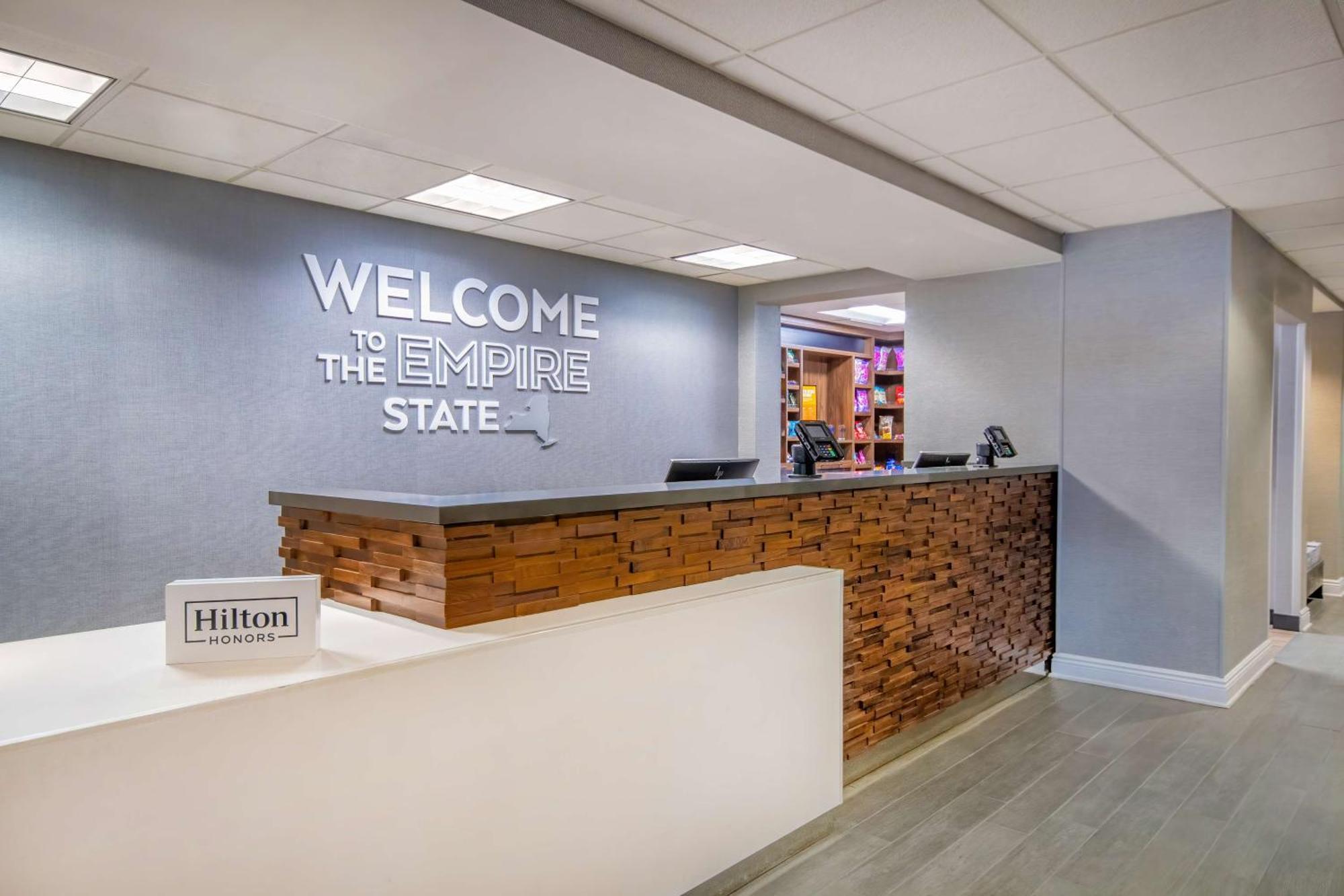 Hampton Inn East Aurora Eksteriør bilde